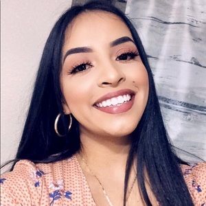 Meet your Posher, Karina